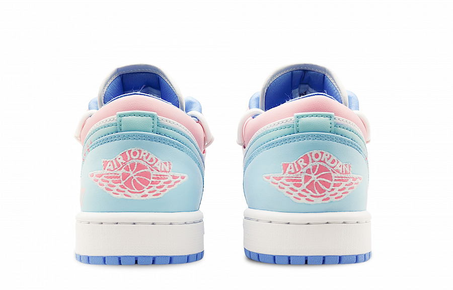 Jordan Air Jordan 1 Cushioning Anti-Slip And Wear-Resistant Low-Top Vintage Basketball Shoes Women's White Blue купить в интернет-магазине Yoocart с быстрой доставкой по России.