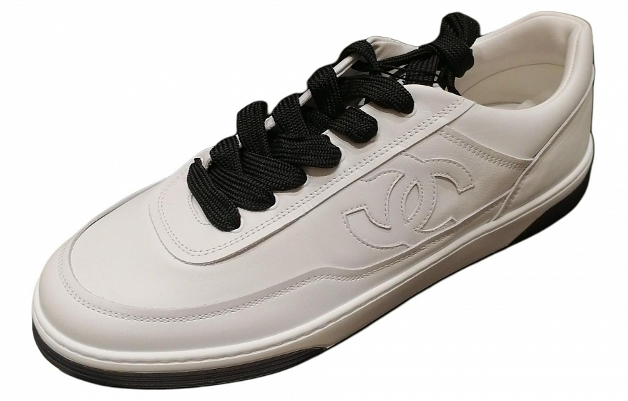 CHANEL 24P Low Top Skateboard Shoes Men's White купить в интернет-магазине Yoocart с быстрой доставкой по России.