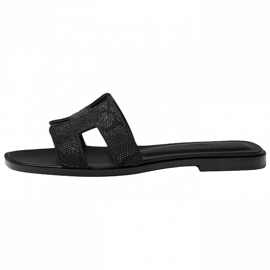HERMES Oran Slide Slippers 1cm Women's Black купить в интернет-магазине Yoocart с быстрой доставкой по России.